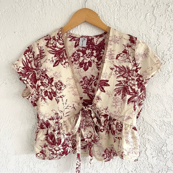 Dippin’ Daisy’s Floral Satin Lounge Pajama Set - Picture 6 of 15